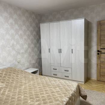 Сдается Многокомнатная квартира, 70 м²
