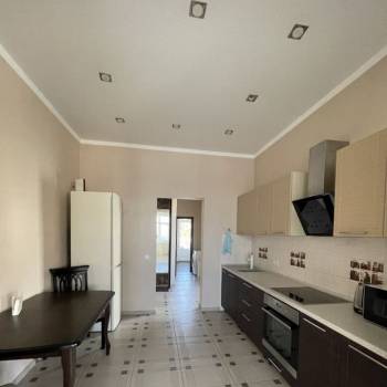 Сдается 2-х комнатная квартира, 58 м²