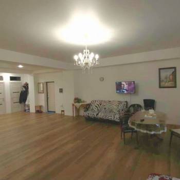 Продается Многокомнатная квартира, 95 м²