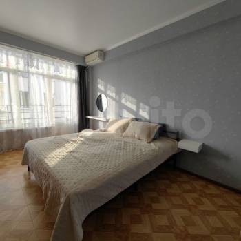 Сдается 2-х комнатная квартира, 76 м²