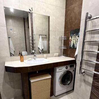 Сдается 2-х комнатная квартира, 75 м²