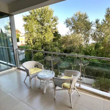 Сдается 2-х комнатная квартира, 75 м²