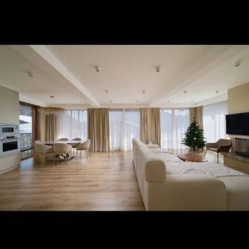 Продается Дом, 289 м²