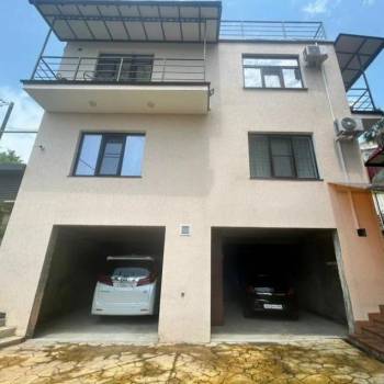Продается Дом, 320 м²