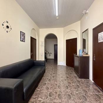 Продается Нежилое помещение, 670 м²