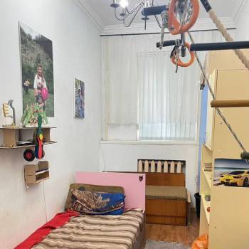 Продается 3-х комнатная квартира, 49,6 м²