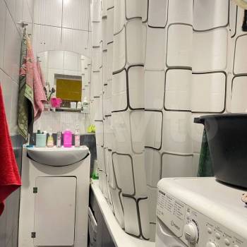 Продается 3-х комнатная квартира, 49,6 м²
