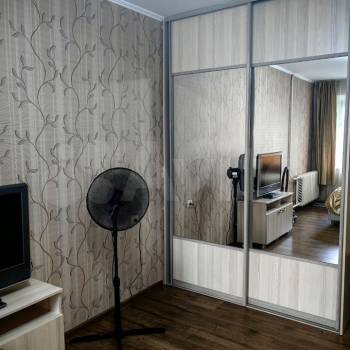 Сдается 1-комнатная квартира, 32 м²