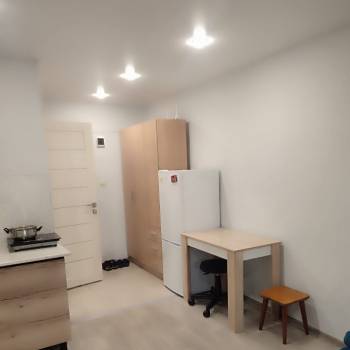 Продается 1-комнатная квартира, 18 м²
