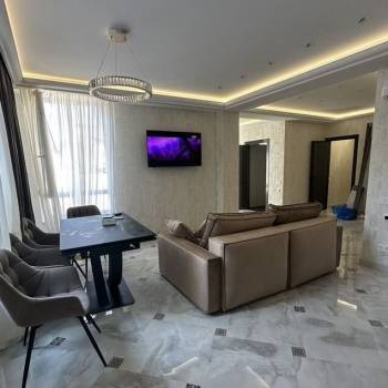 Сдается 2-х комнатная квартира, 70 м²