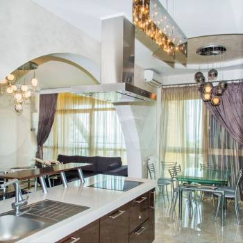 Сдается Многокомнатная квартира, 150 м²