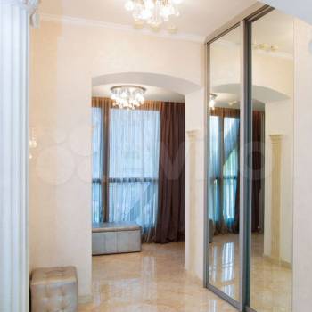 Сдается Многокомнатная квартира, 150 м²