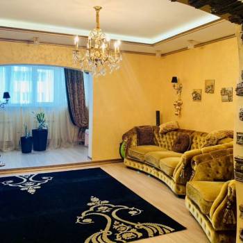 Продается 2-х комнатная квартира, 130 м²