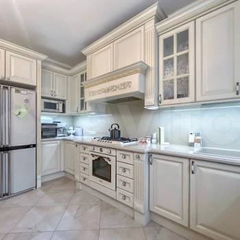 Продается Дом, 235 м²