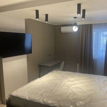Сдается 2-х комнатная квартира, 75 м²