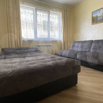 Продается Многокомнатная квартира, 74,7 м²