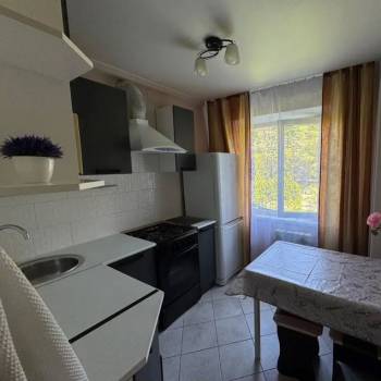 Сдается 1-комнатная квартира, 32 м²