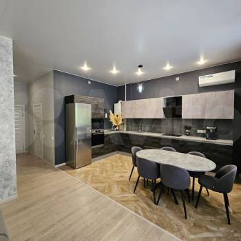 Сдается Дом, 220 м²