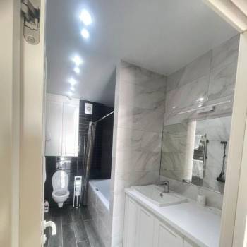 Сдается 2-х комнатная квартира, 95 м²