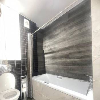 Сдается 2-х комнатная квартира, 95 м²
