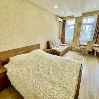 Продается 1-комнатная квартира, 40 м²