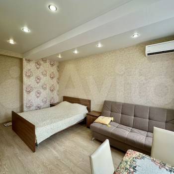 Продается 1-комнатная квартира, 40 м²