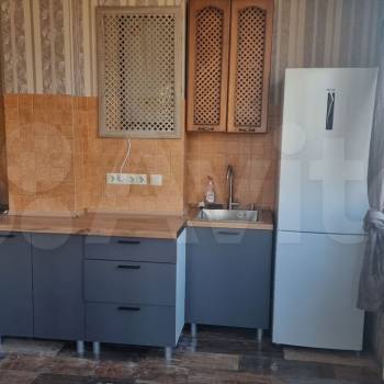 Сдается 1-комнатная квартира, 56 м²