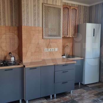 Сдается 1-комнатная квартира, 56 м²
