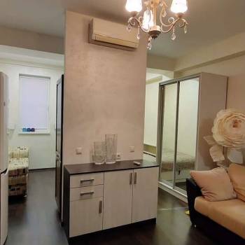 Продается 1-комнатная квартира, 32 м²