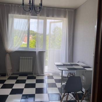 Продается 1-комнатная квартира, 46,3 м²