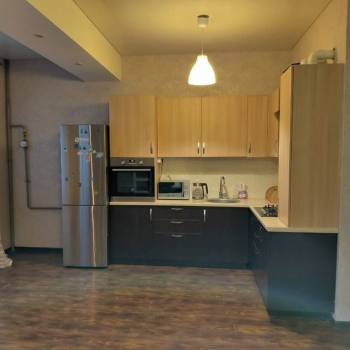 Продается 1-комнатная квартира, 47,2 м²