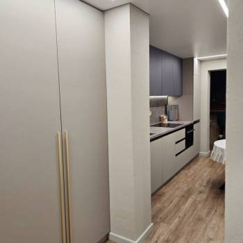 Продается 1-комнатная квартира, 50,5 м²