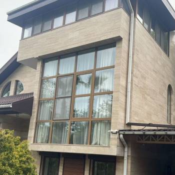 Продается Дом, 375 м²