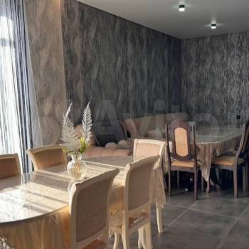 Продается Дом, 180 м²