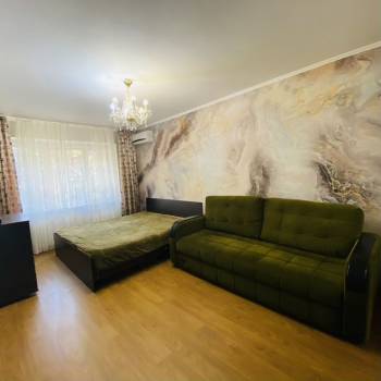 Сдается 2-х комнатная квартира, 60 м²