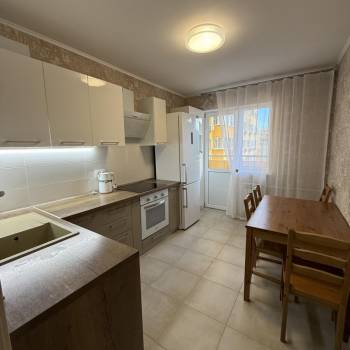 Сдается 2-х комнатная квартира, 55,6 м²