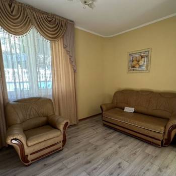 Сдается Дом, 300 м²