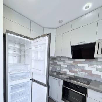 Сдается Многокомнатная квартира, 65 м²