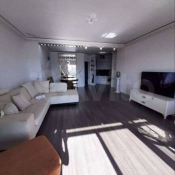 Сдается 2-х комнатная квартира, 87 м²