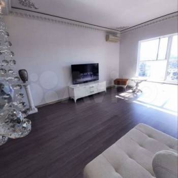 Сдается 2-х комнатная квартира, 87 м²