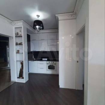 Сдается 2-х комнатная квартира, 87 м²