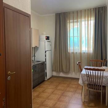 Сдается 2-х комнатная квартира, 60 м²