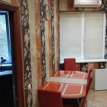 Сдается Многокомнатная квартира, 60 м²