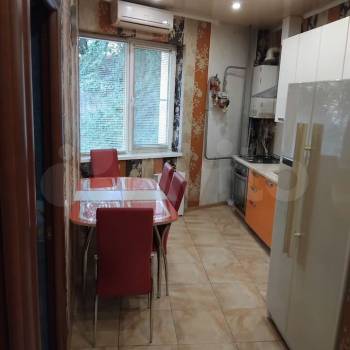 Сдается Многокомнатная квартира, 60 м²