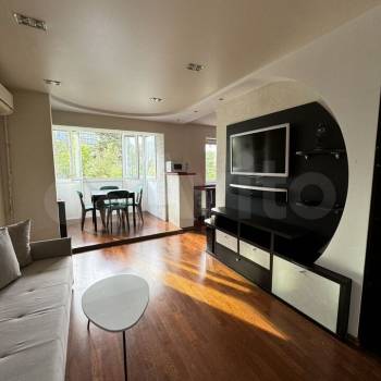 Сдается Многокомнатная квартира, 52 м²