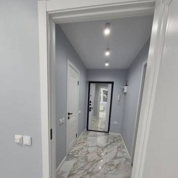 Продается 1-комнатная квартира, 47 м²