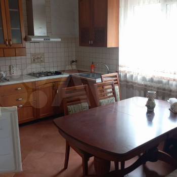 Сдается Дом, 200 м²