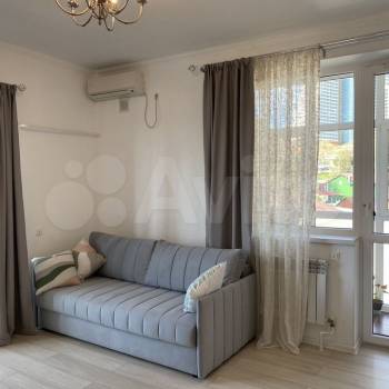 Сдается 1-комнатная квартира, 42 м²