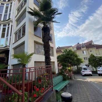 Сдается 1-комнатная квартира, 42 м²