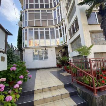 Сдается 1-комнатная квартира, 42 м²
